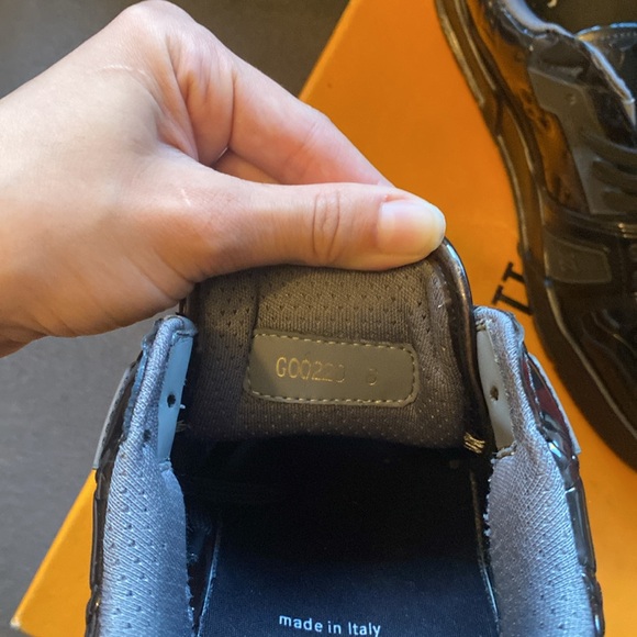Louis Vuitton LV Trainer Transparent Low-Top Sneakers Black - Picture 5 of 7